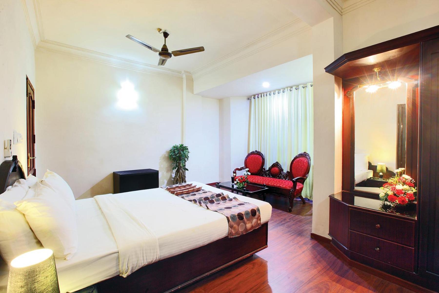 Trichur Towers Thrissur Eksteriør billede