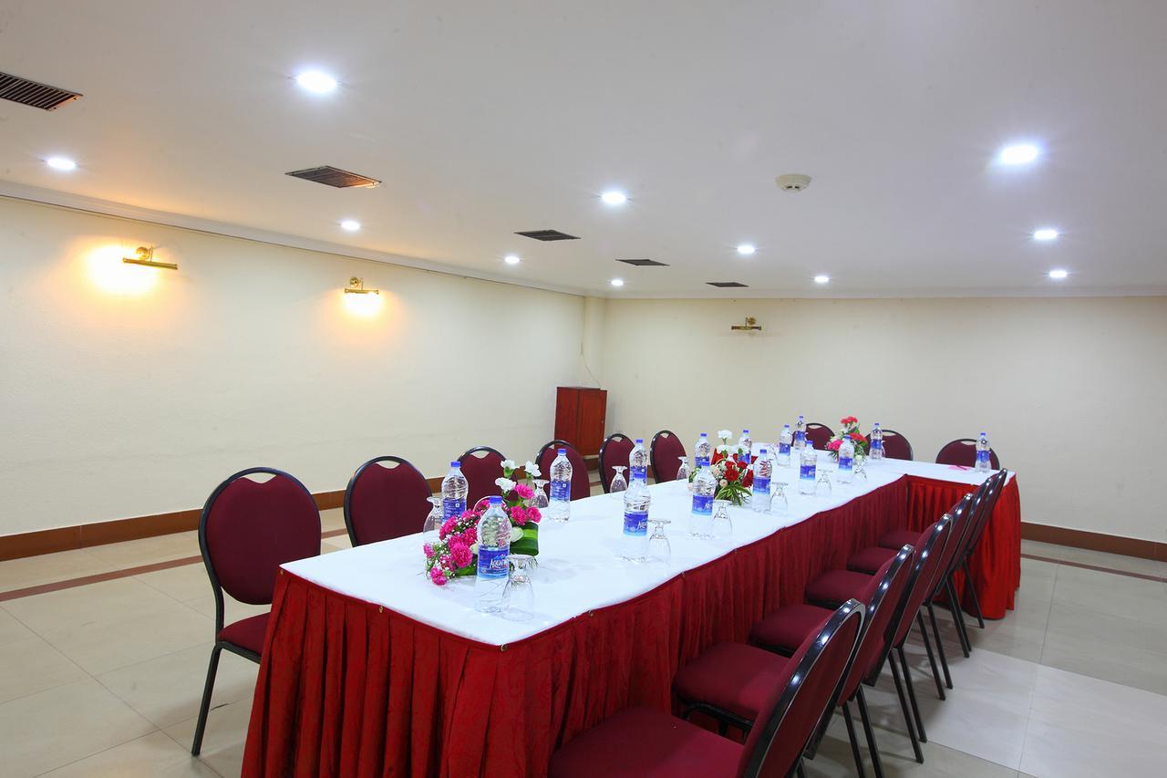 Trichur Towers Thrissur Eksteriør billede
